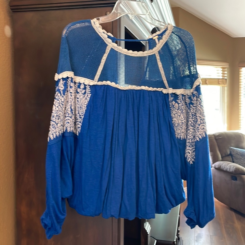Stunning Free People Embroidered Blue Top Never Worn M